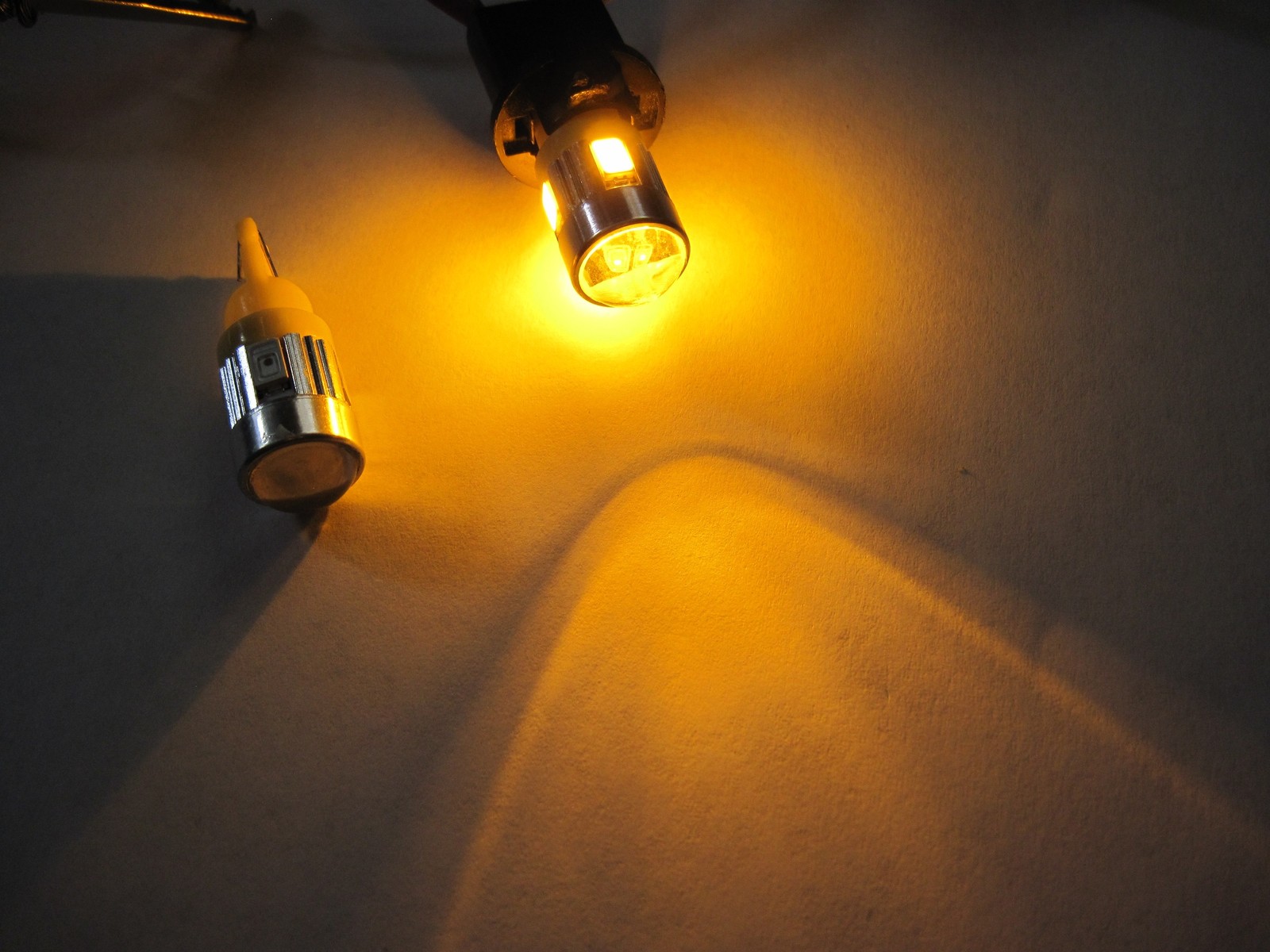 4 pcs Samsung 3W SMD 5630 High power LED SMD 194 168 W5W Amber