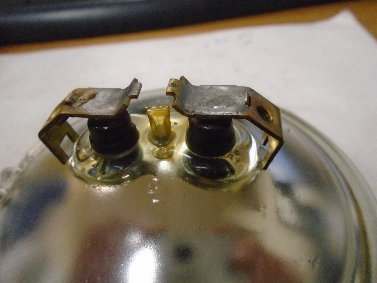 GE Original 4593 Sealed Beam Lamp Bulb Aircraft In-Air 50w 28v Par36