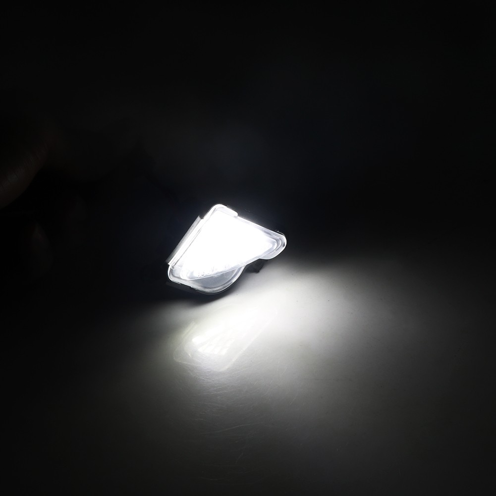 2x LED Side Mirror Puddle Lights For Skoda Octavia A5 A7 Superb MK2