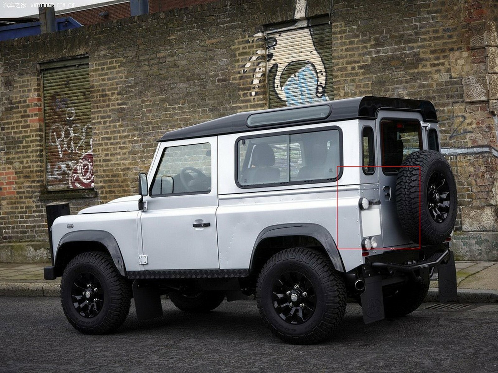 1PC For Land Rover Defender 90/110/130 White LED License Plate Number Light Lamp