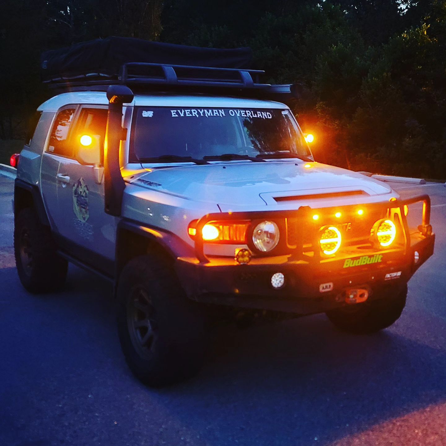 2x 6.5″ Round LED Driving Lights Spot Flood Combo Beam Offroad White Amber DRL