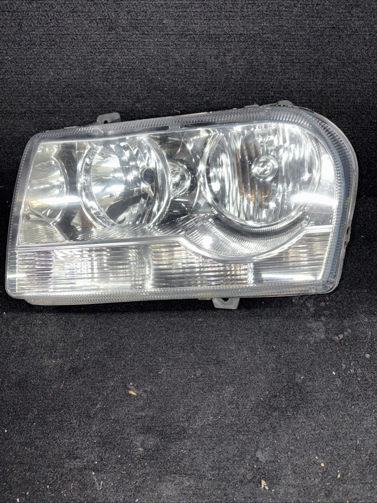 2008-2010 08 09 10 CHRYSLER 300 DRIVER/LEFT SIDE HALOGEN HEADLIGHT ASSEMBLY OEM