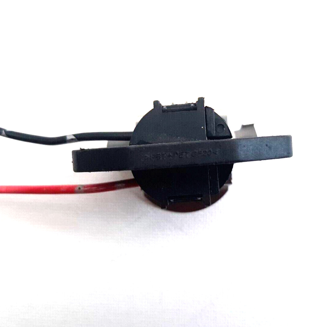 1XH7 headlight bulb holder & harness for VW and other makes of cars