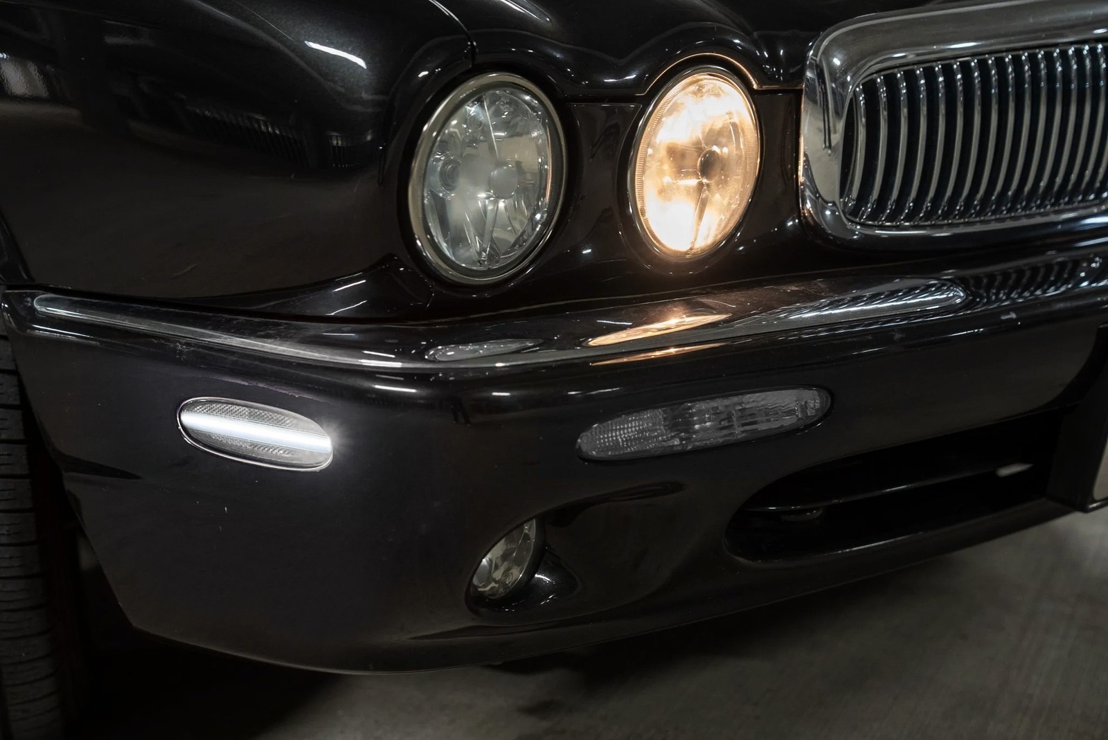 4pc Set Smoked Lens Xenon White Full LED Side Marker Lights For Jaguar 97-03 XJ8