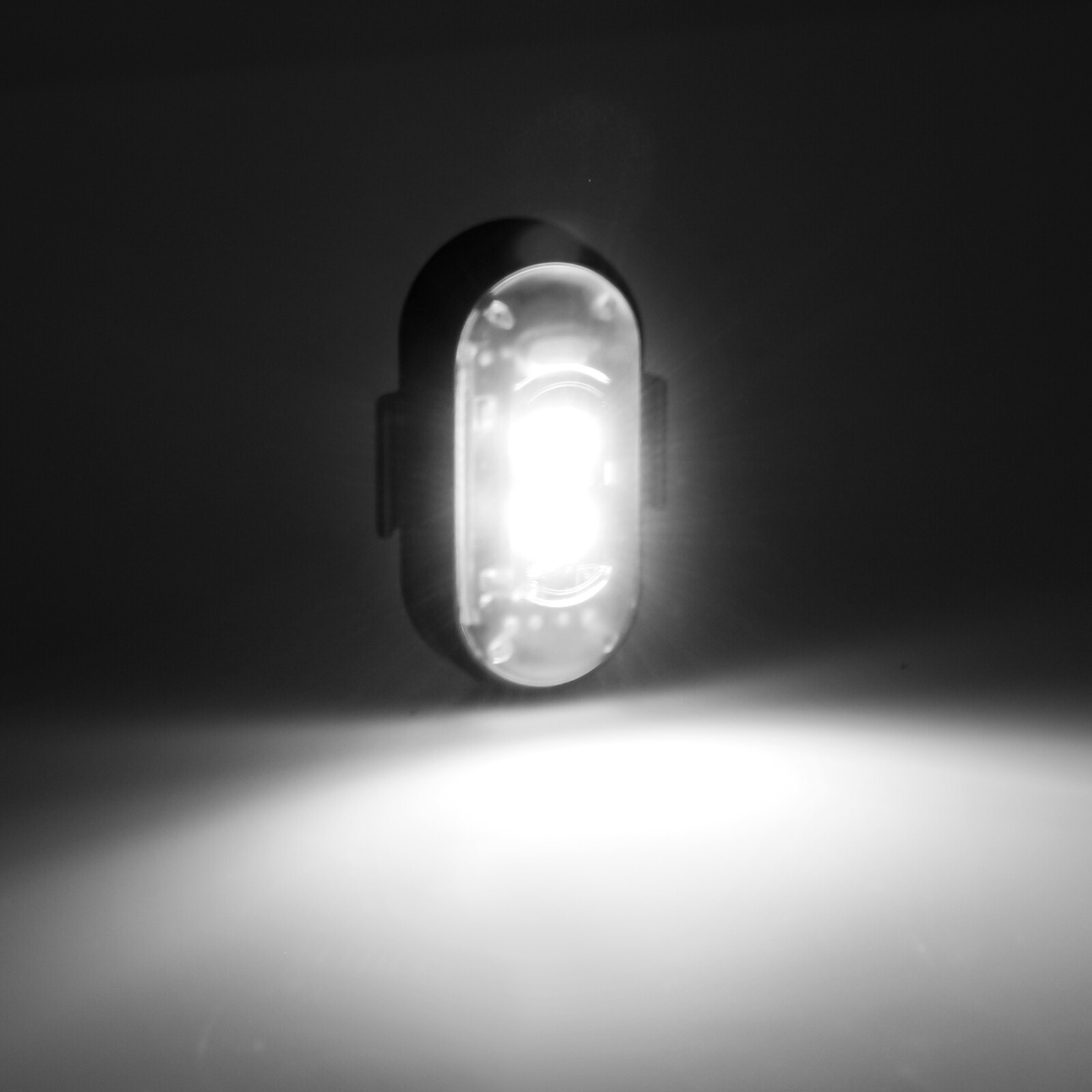 20PCS Wireless LED Strobe Lights 8 Colors USB Rechargeable Anti-Collision Lamps