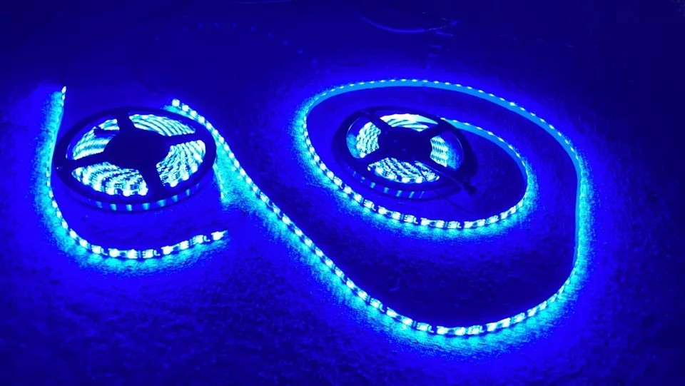 Full Tinted / Clear IP65 CHASING Dynamic Light Strips for Slingshot Motorcycle