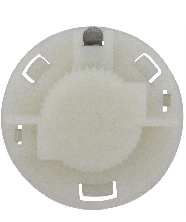 Brand New Genuine Toyota Tail Light Bulb Holder Socket P25/2 Yaris mk1 99-05