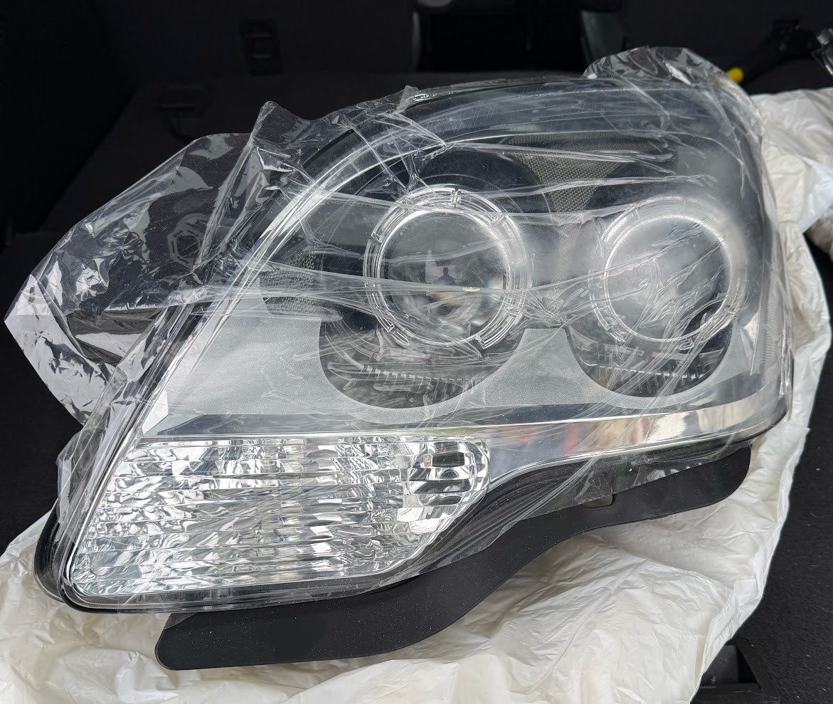TYC 20-6892-90 Left Headlight Assembly for GM2502358 Electrical Lighting