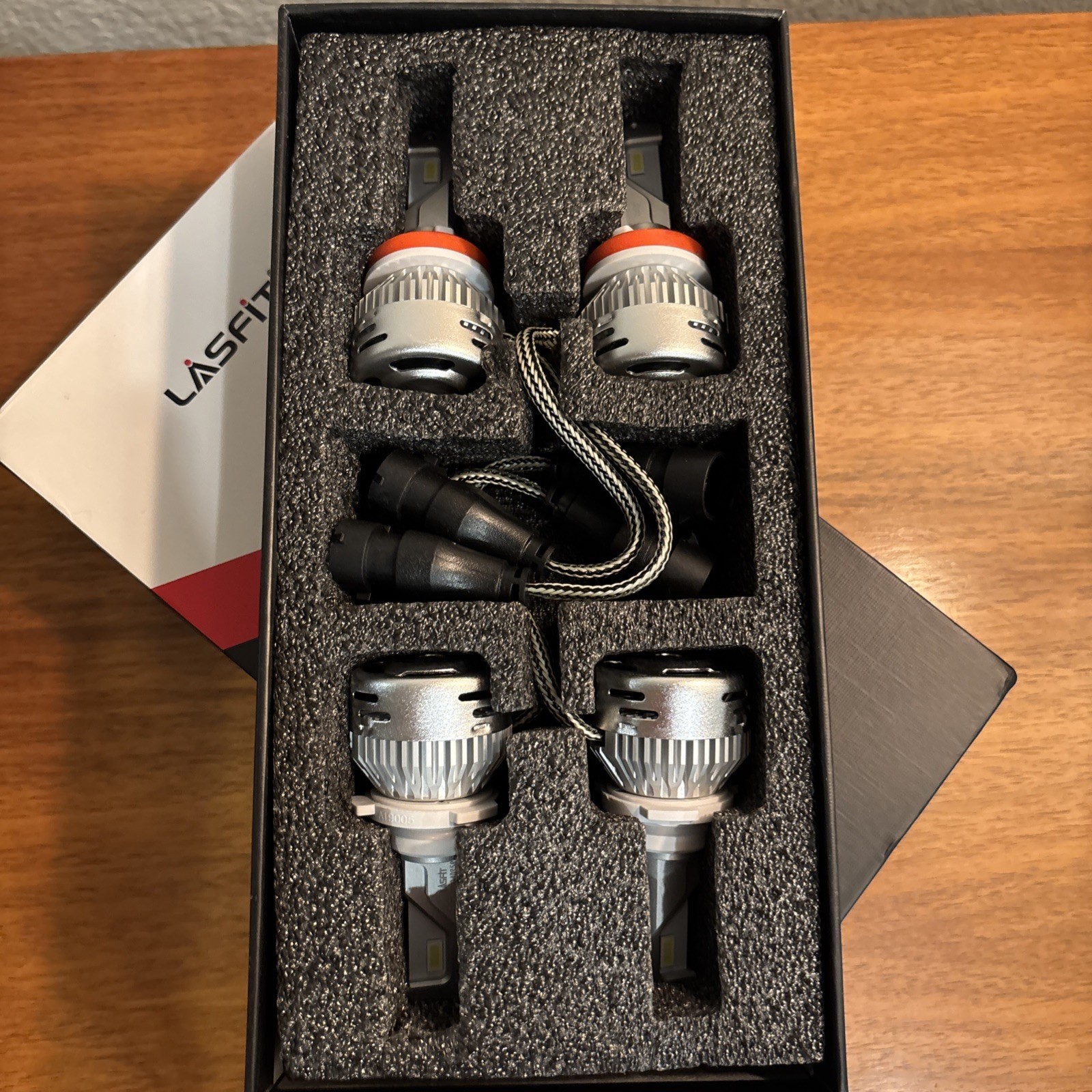 LASFIT LA1105 6000LM HIGH BEAM AND LOW BEAM LED BULB SET BRAND NEW!