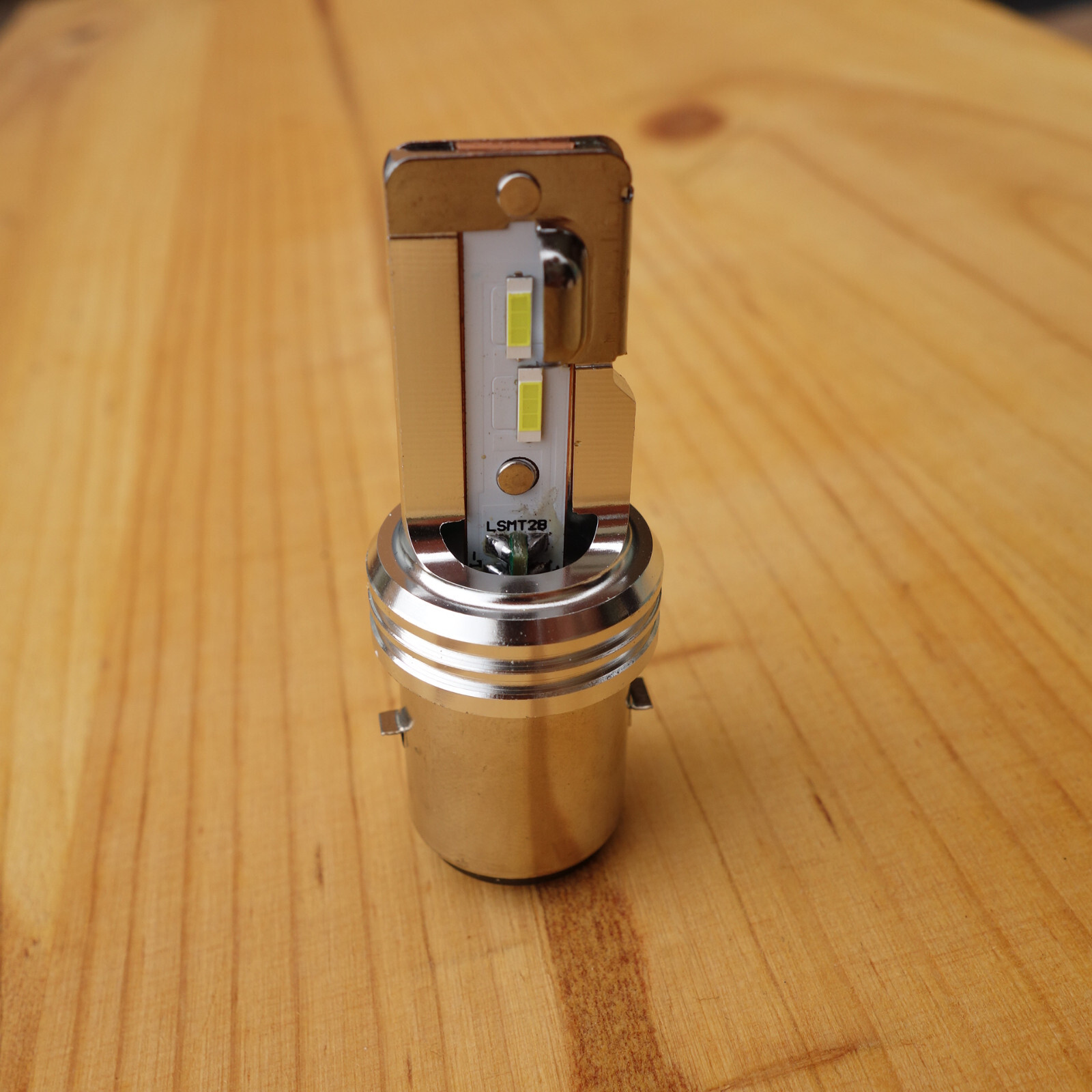LED bulb 6 V 24/48 W BA 20D EVO – 3000K Warm ligth for cars/motorcycles