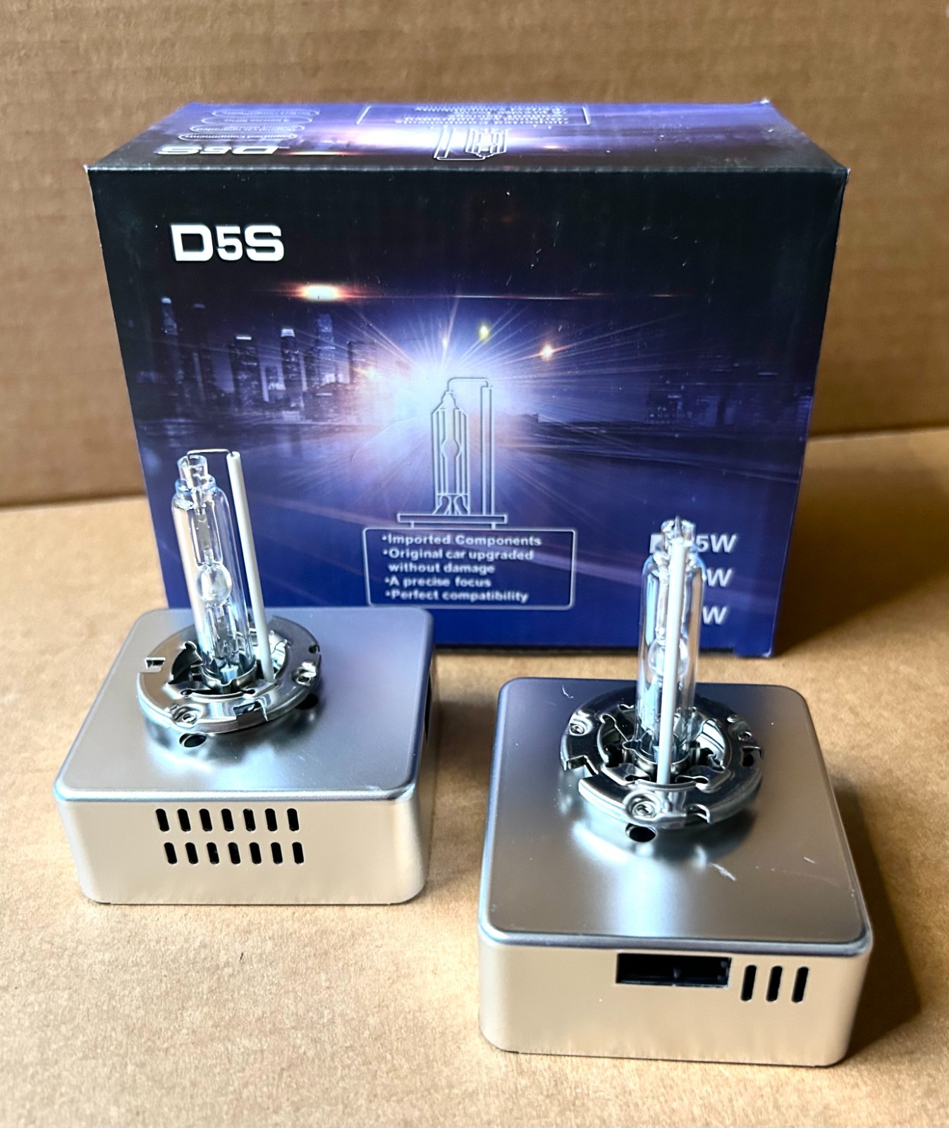 2x New Xenon D5S Bulb HID Headlight Light Lamp Set w built-in Igniter / Ballast