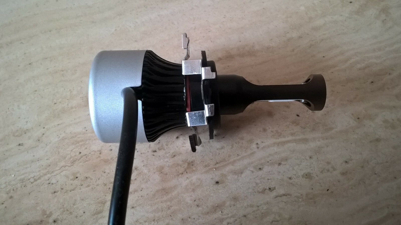 H7 LED Bulbs Holder retainers clips for Audi, VW, Skoda & Other makes listed UK