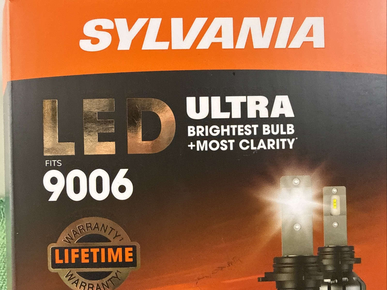 SYLVANIA 9006 Ultra LED 2 Bulbs 9006LEDHP.BX2 6000K BRAND NEW