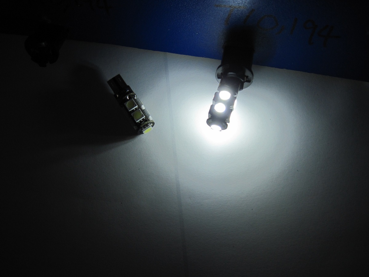 1 pair Canbus Error Free T10 194 W5W led 9-5050 smd Fit BMW Benz W204 White