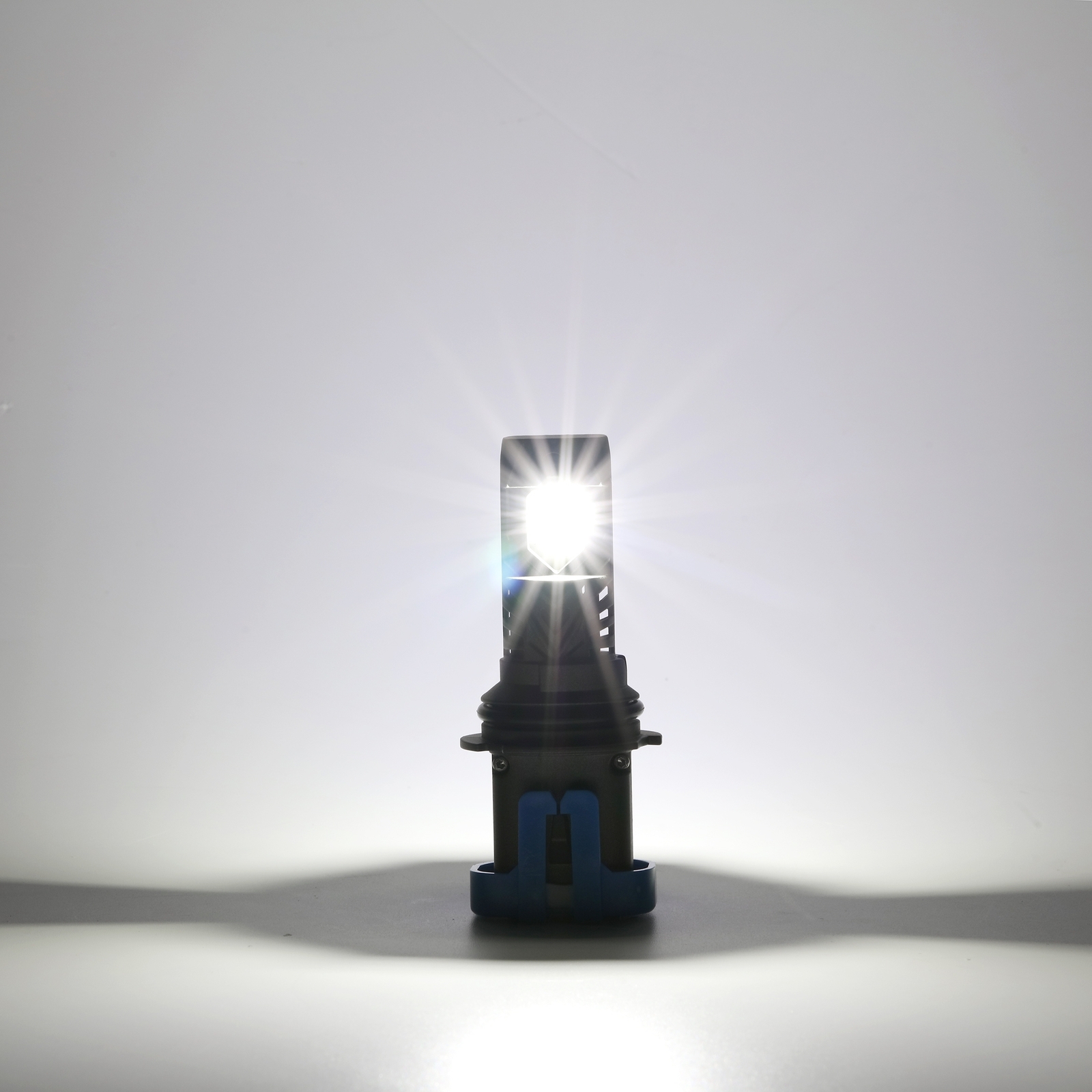 AUXBEAM 9004 HB1 CANBUS LED Headlight Bulb 6500K High & Low 30000LM Super Bright
