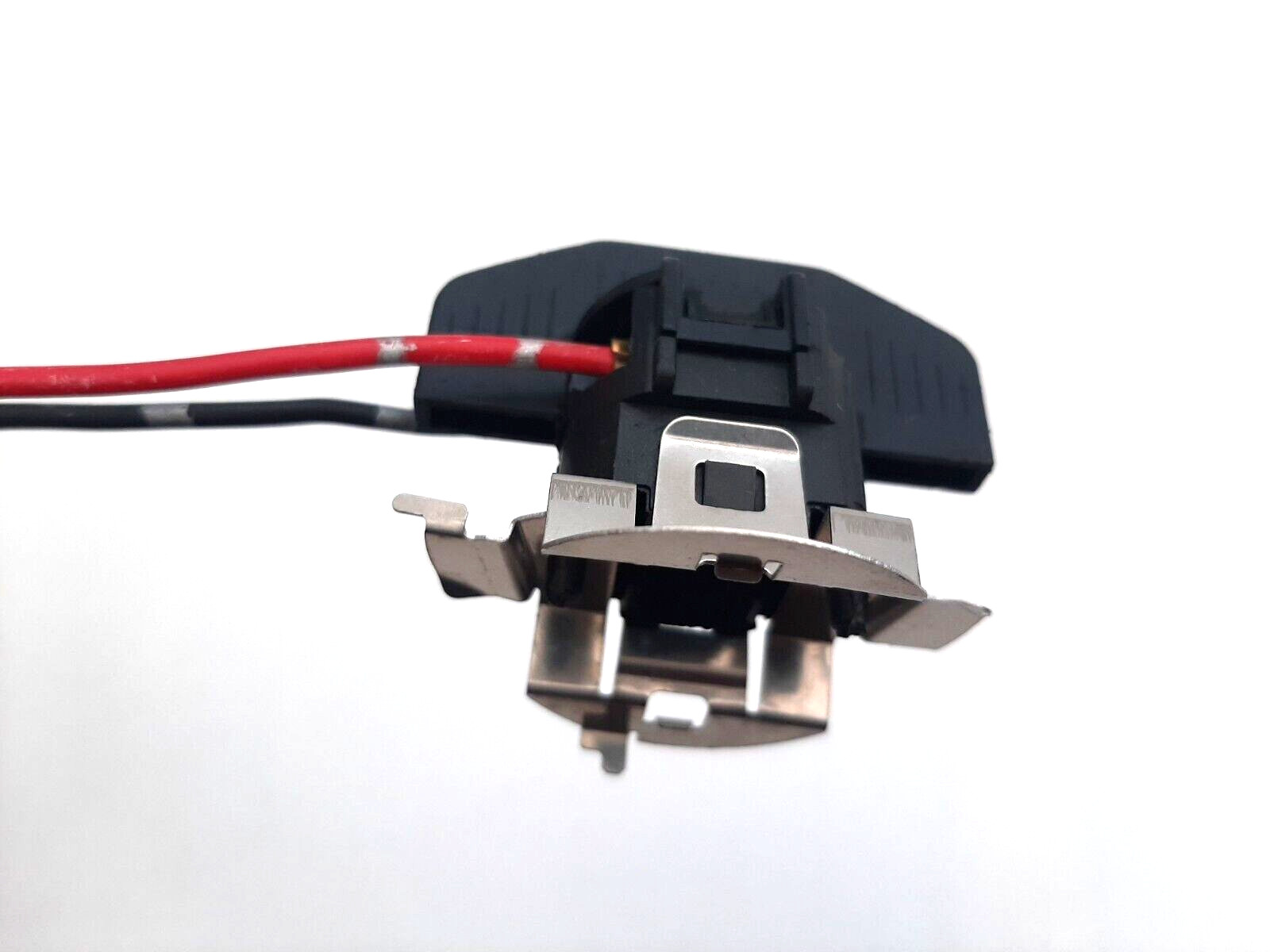 1XH7 headlight bulb holder & harness for VW and other makes of cars