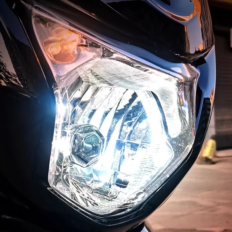 Philips HS1 LED Motorcycle Headlight Bulb 6500K White 12V PX43t 11636UMRX1