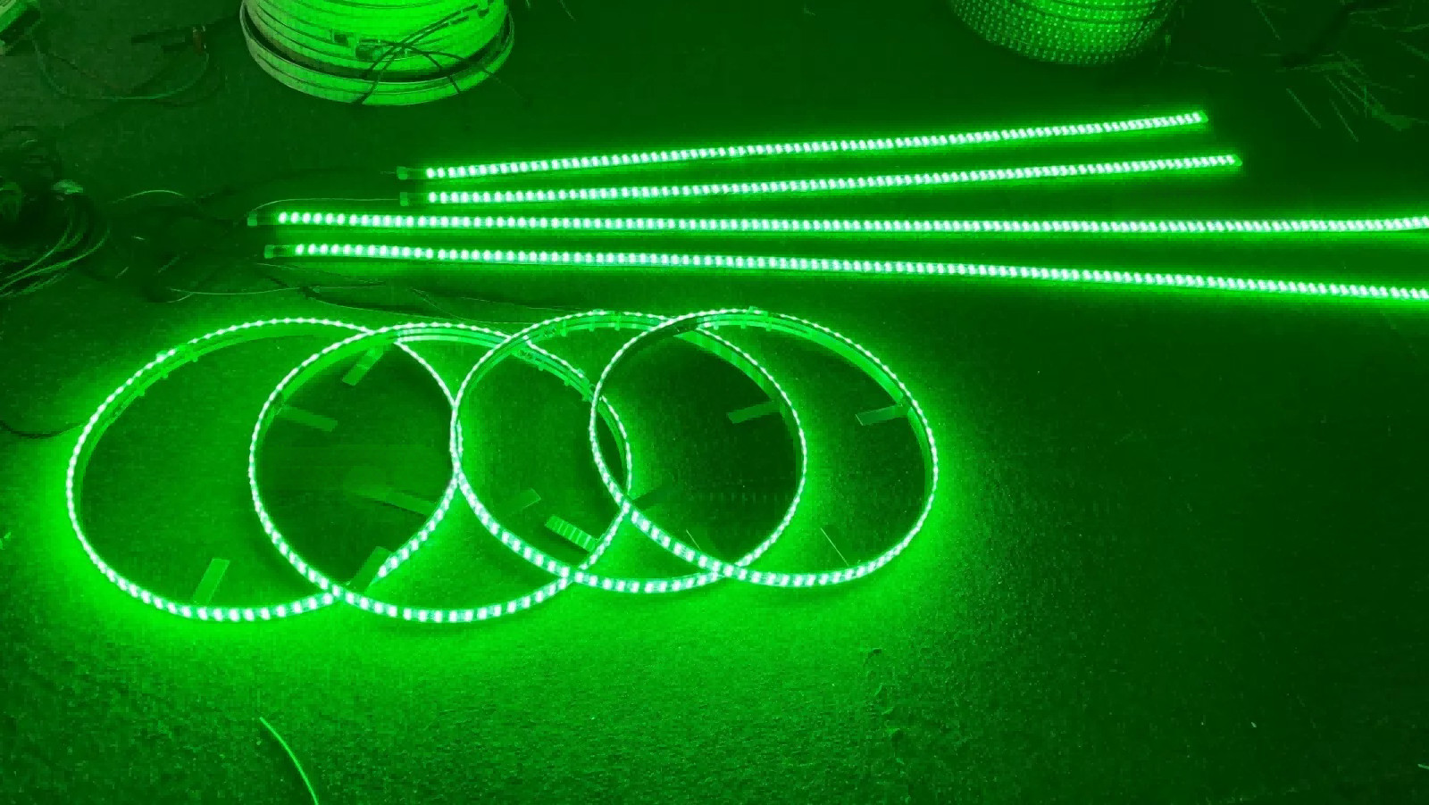 IP68 Waterproof 15.5″ Chasing LED Wheel Lights Underglow Kit 12V DC
