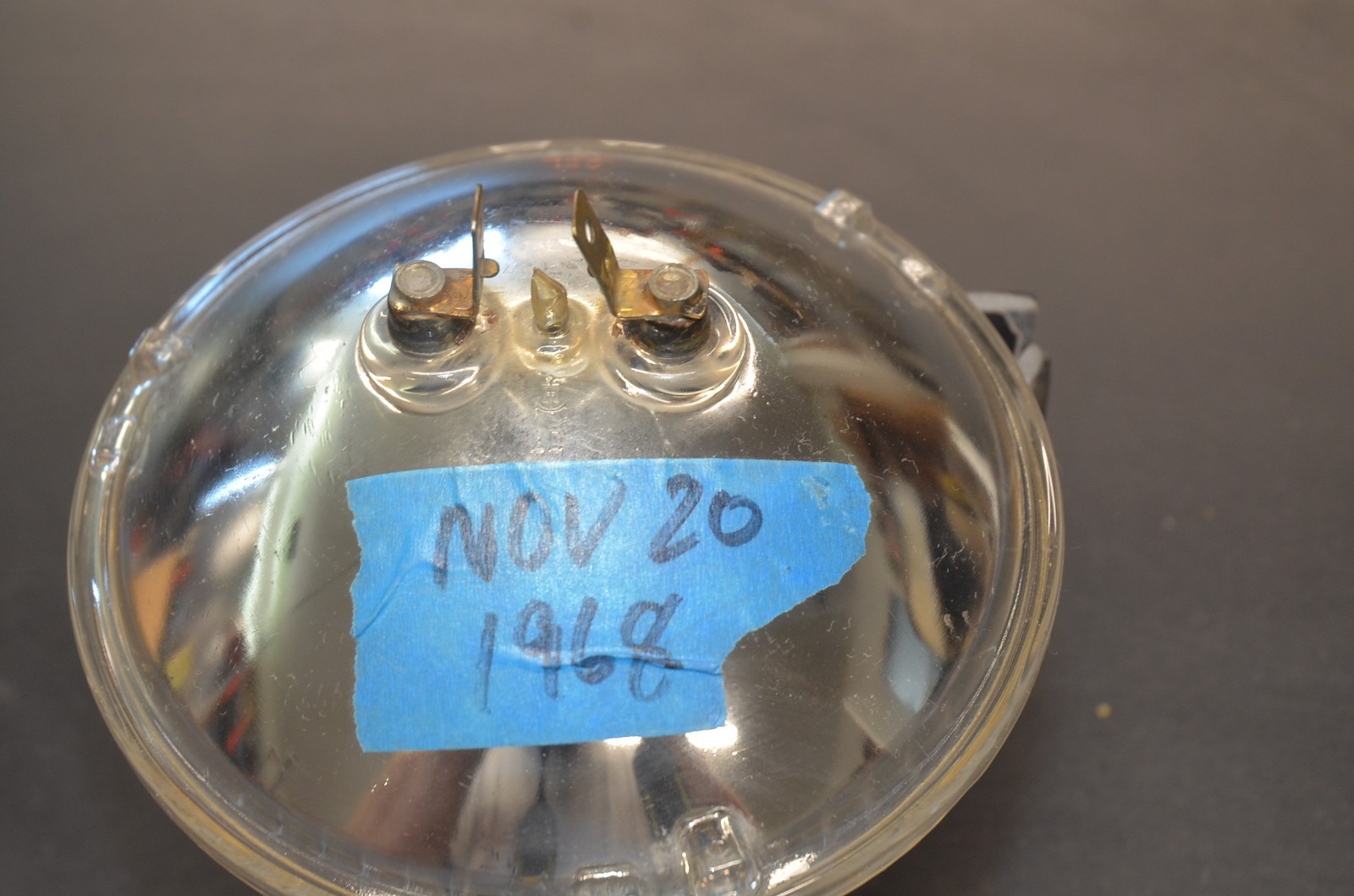 OEM GM Guide T-3 High-Beam Headlight Bulb #4001 Date Code 12 8 20