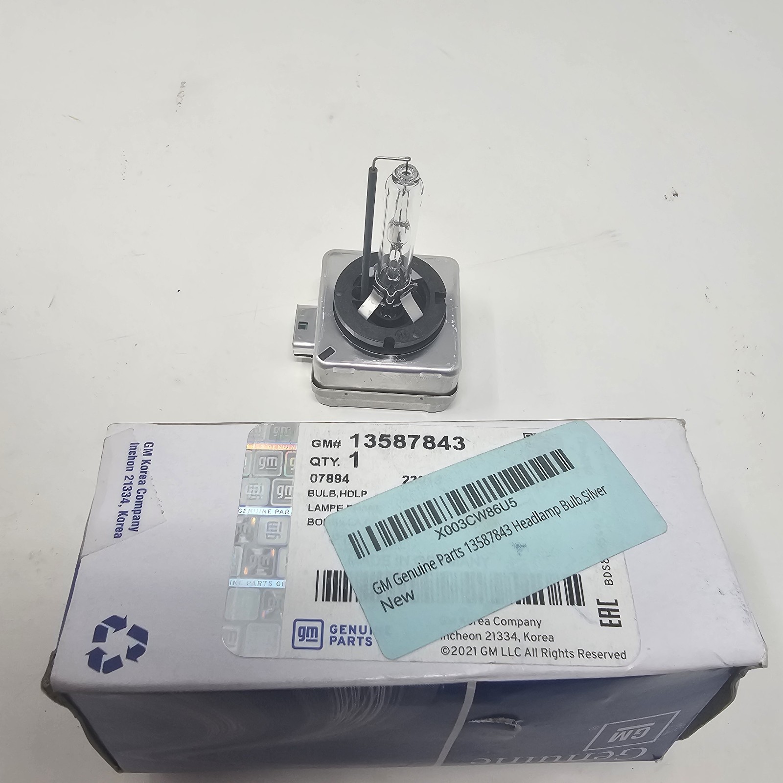GM Genuine Parts 13587843 Headlamp Bulb Silver Vehicle Specific Fit 12 Volts