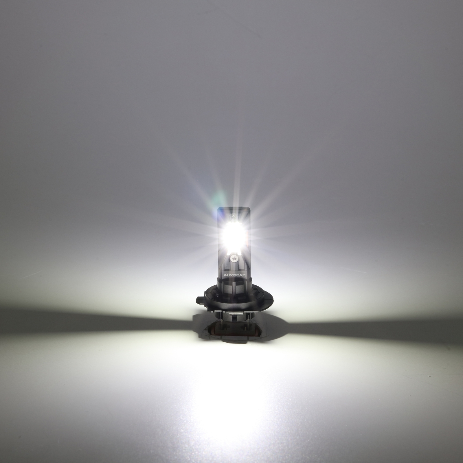 AUXBEAM Q40 Canbus HB3 9005 LED Headlight High Low Beam 6500K White 120W 30000LM