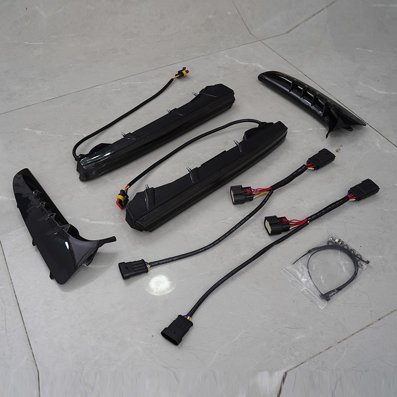 For Corvette C8 Z51 2023 Front Grille Turn Signal Light LED Driving Lights DRL
