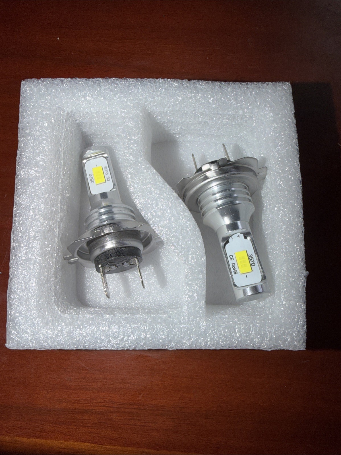 LED Headlights H7 Headlight Bulbs Auimsoco R0632-US Brand New White 2pc