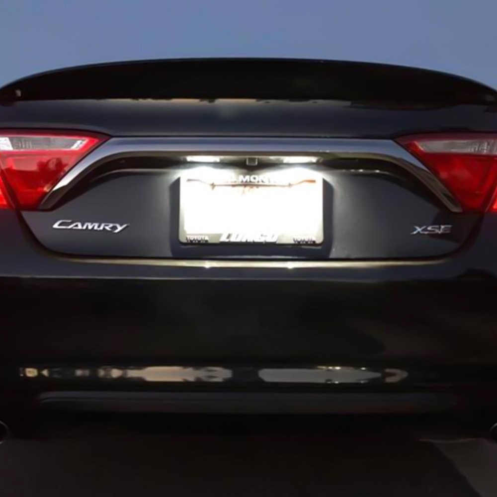 Super Bright LED License Plate Light Bulb For Toyota Camry Avalon Highlander GUS