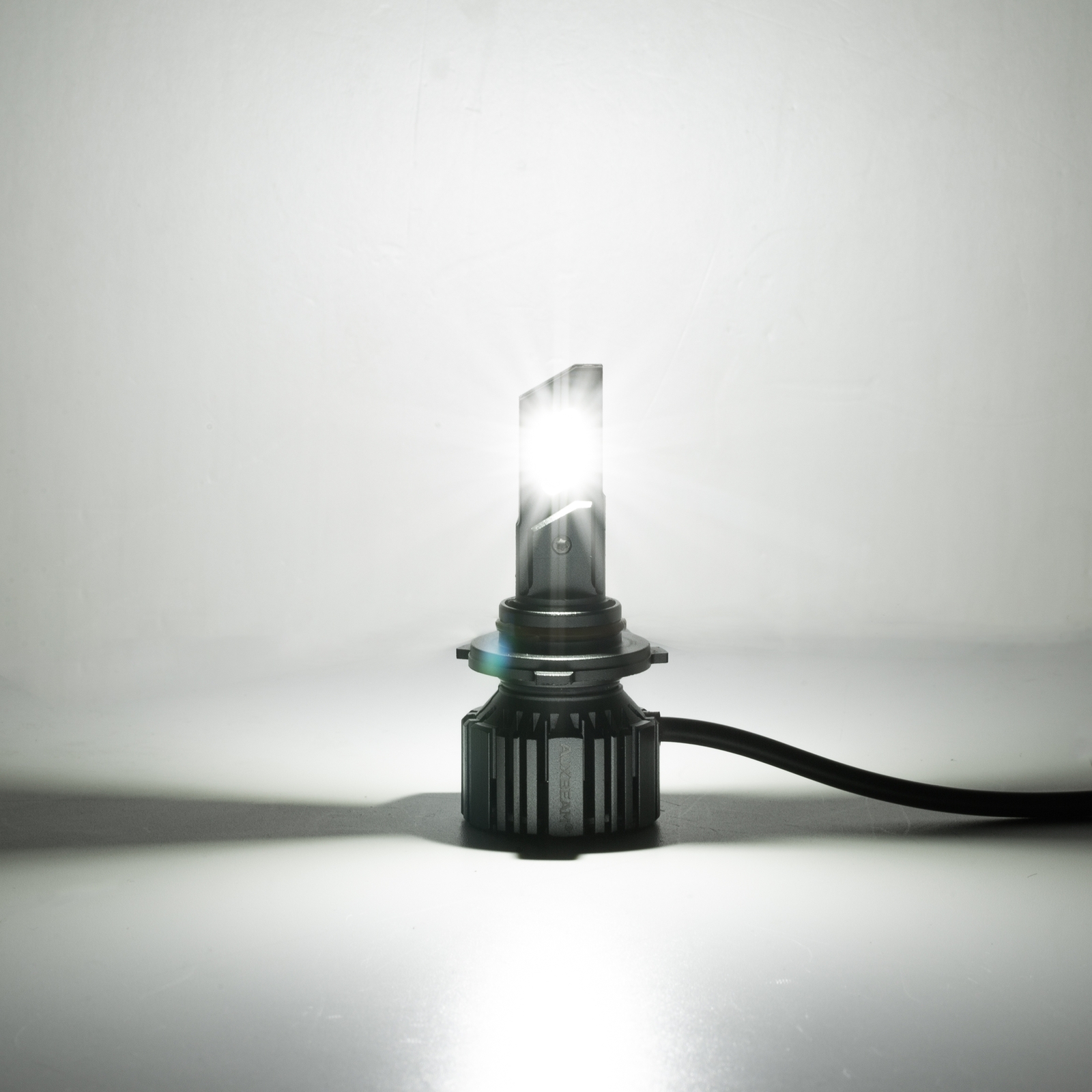 AUXBEAM HB3 LED 9005 Headlight Bulb 90W 25000LM Kit High Beam White 6500K CANBUS
