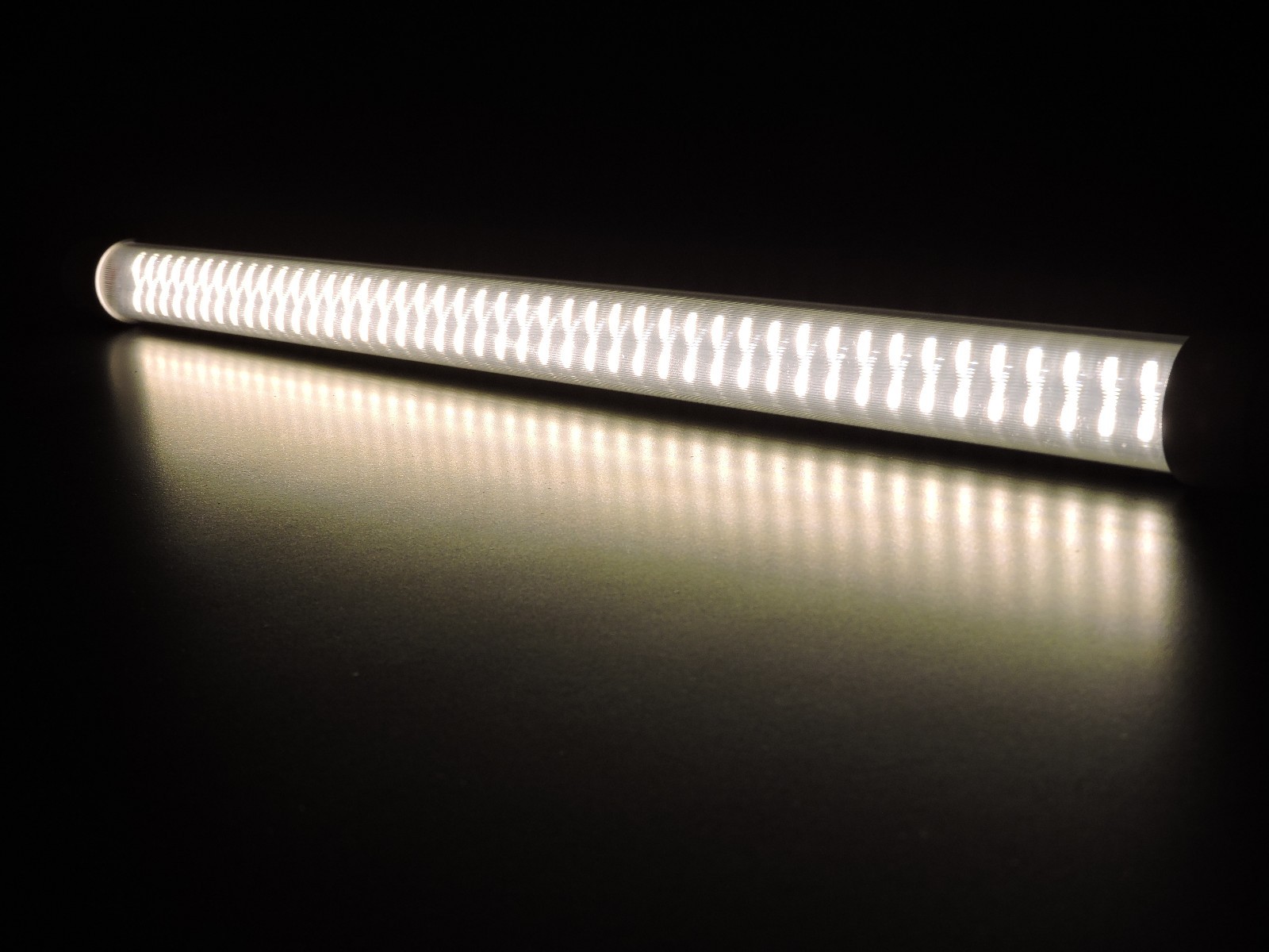 10PC 12V DC RV Marine F15T8 LED Tube Light 9W 18″(17-3/4″ pin to pin) WW 600 lm