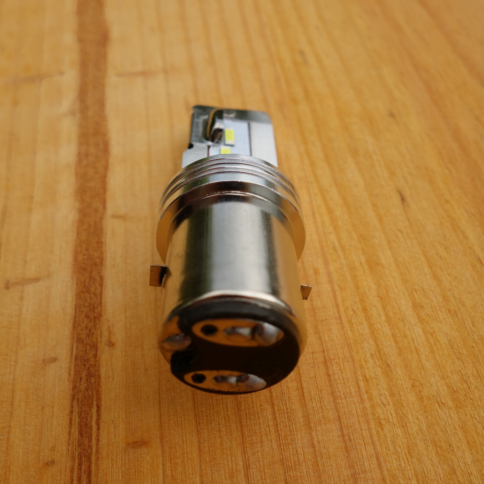 LED bulb 6 V 24/48 W BA 20D EVO – 3000K Warm ligth for cars/motorcycles