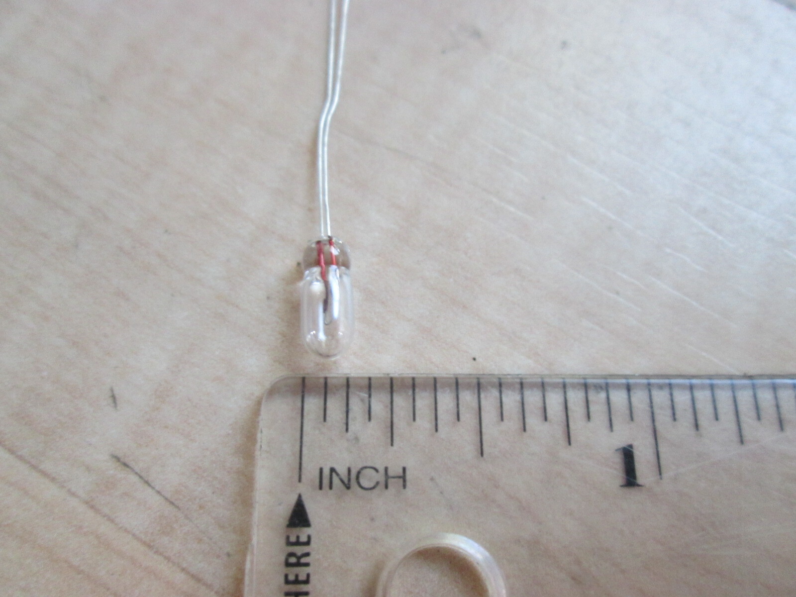 (10) Miniature Light Bulbs 12V 1.2W 5/32″ 4mm Incandescent Gauges Clusters #E46F