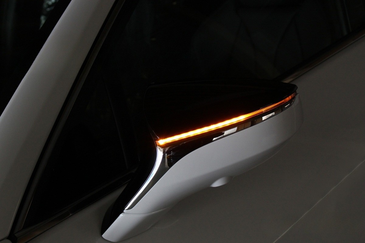 Smoke Lens LED Sequential Blink Side Mirror Lights For Lexus IS ES LS RC LC UX