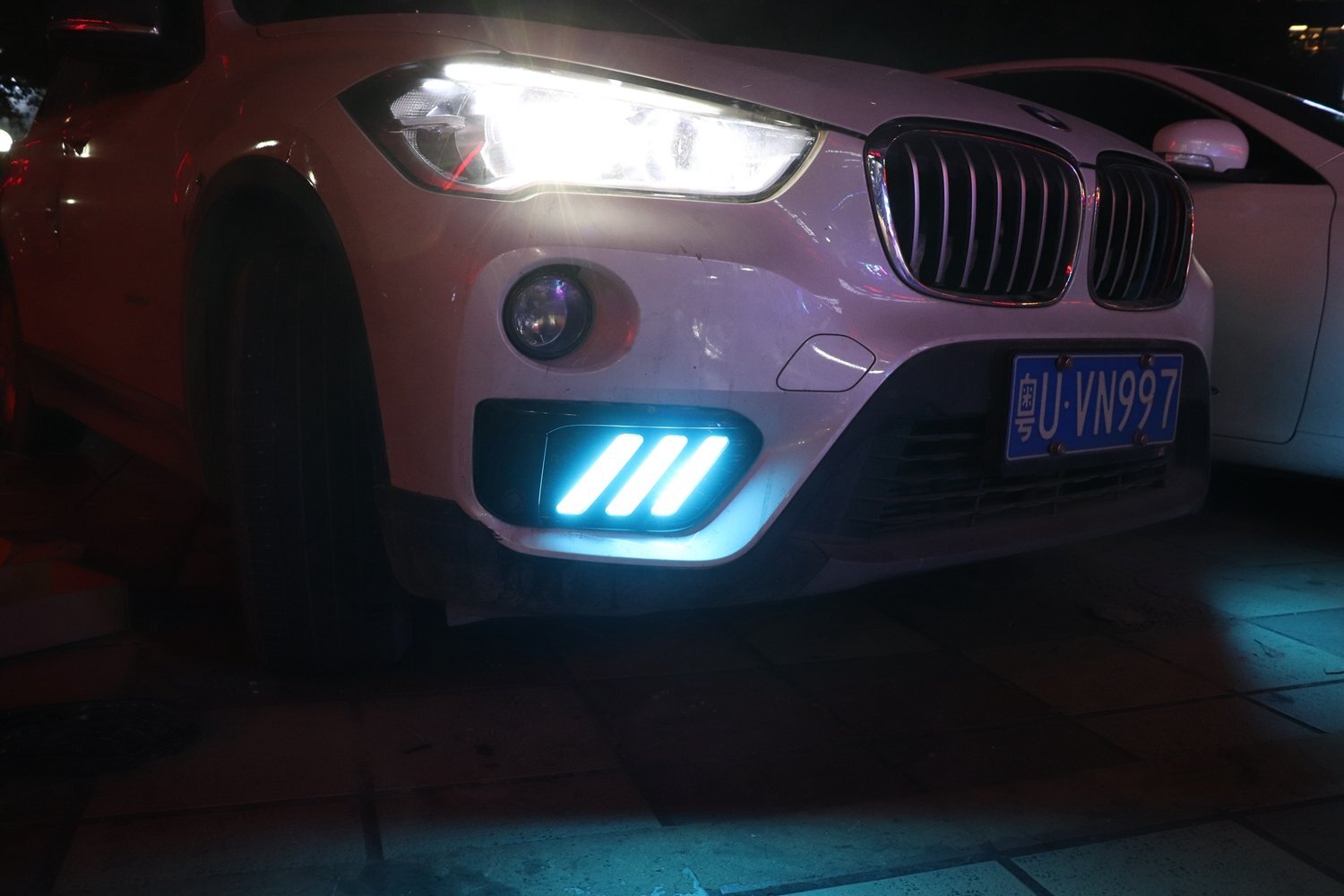 3 Color LED DRL for BMW X1 F48 16-19 Daytime Running Light Grille Style w/ Turn