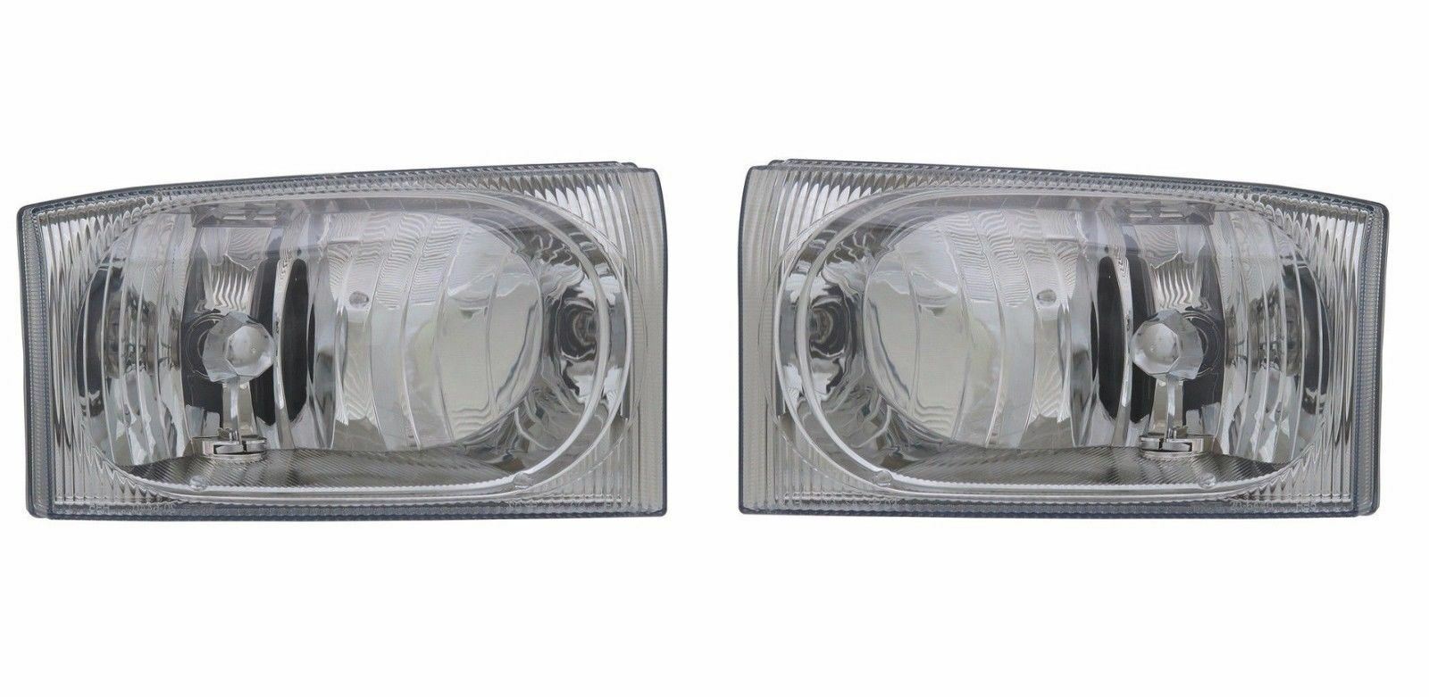 For 2002-2004 Ford F-250/350/450/550 Super Duty Headlights Driver & Passenger