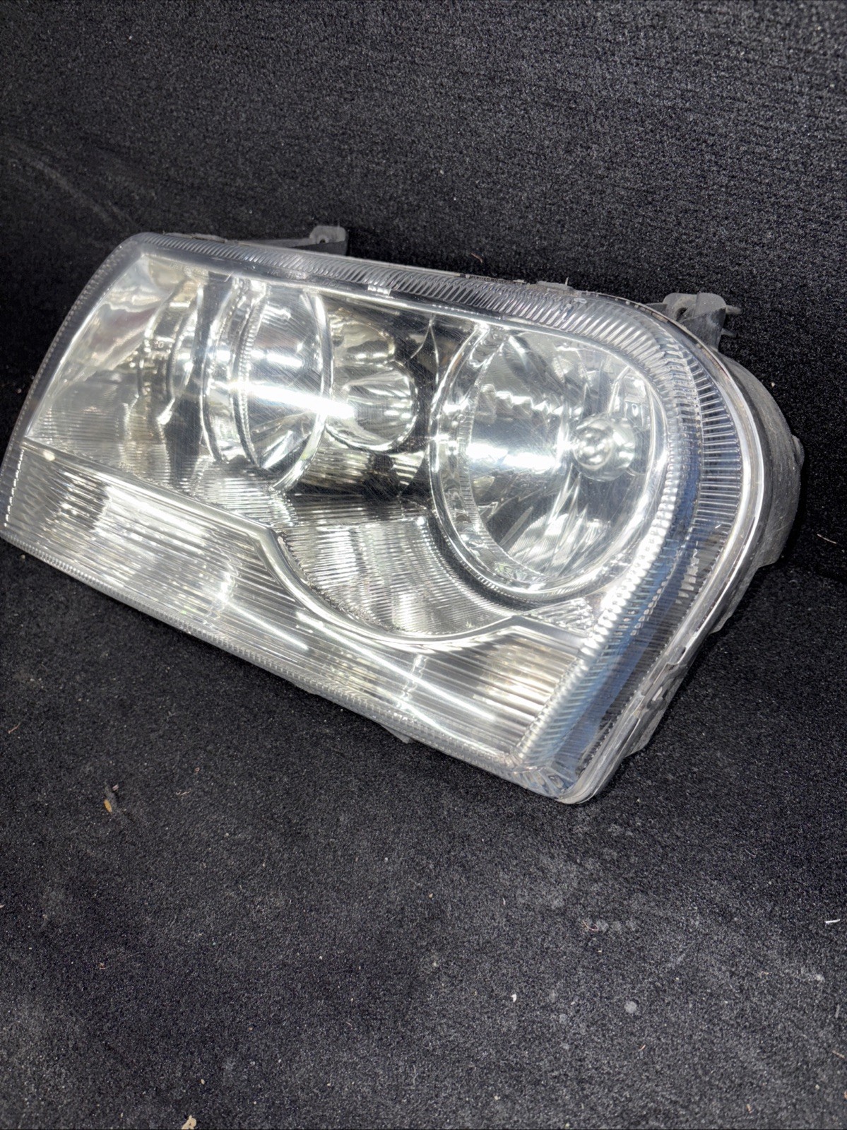 2008-2010 08 09 10 CHRYSLER 300 DRIVER/LEFT SIDE HALOGEN HEADLIGHT ASSEMBLY OEM