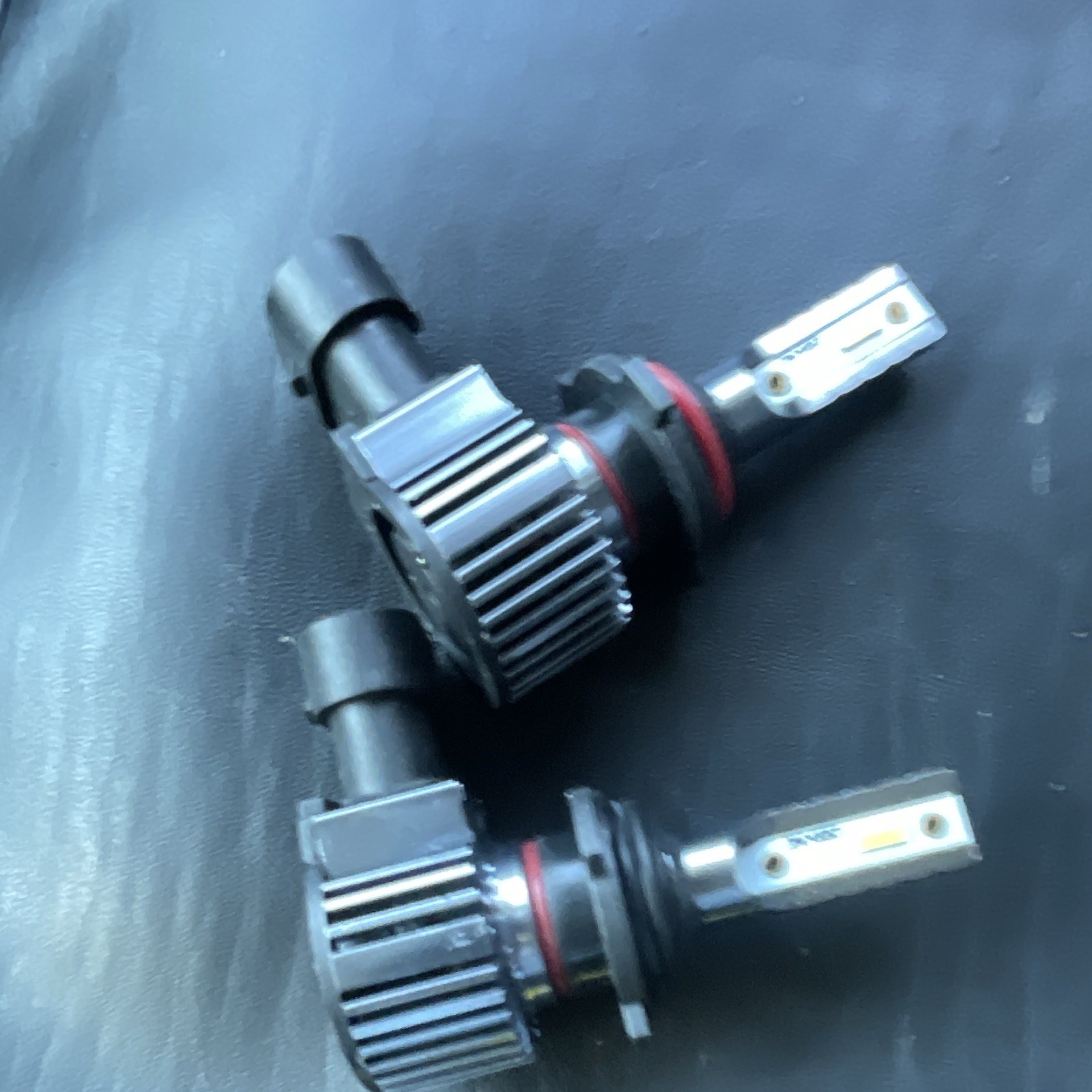 Xovy LED headlight Bulb 9005/ HB3