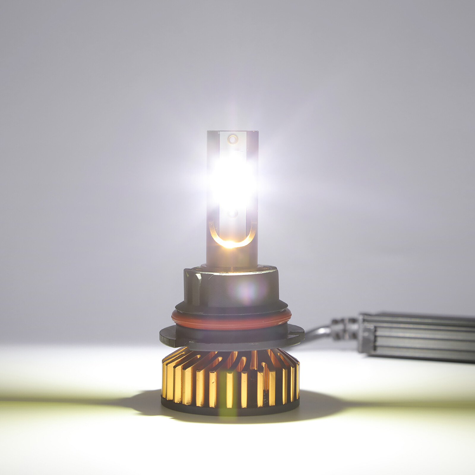 AUXBEAM 9007 HB5 LED Headlight Super Bright Bulbs Kit HIGH/LOW Beam 6500K Canbus