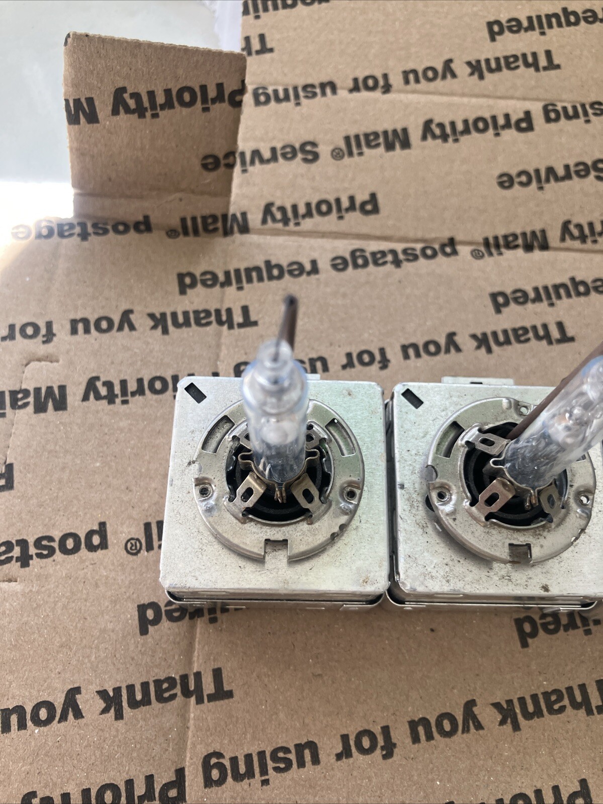 PHILIPS D3S XenStart HID XENON Headlight Bulb 42403C1 4200K D3S 35W 008566 11