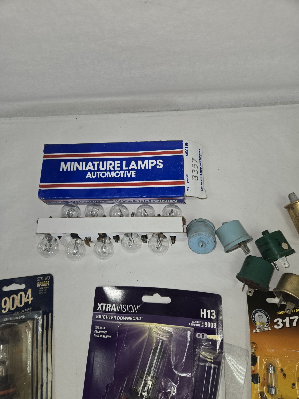 Lot Of Random Automotive Light Bulbs And Flashers