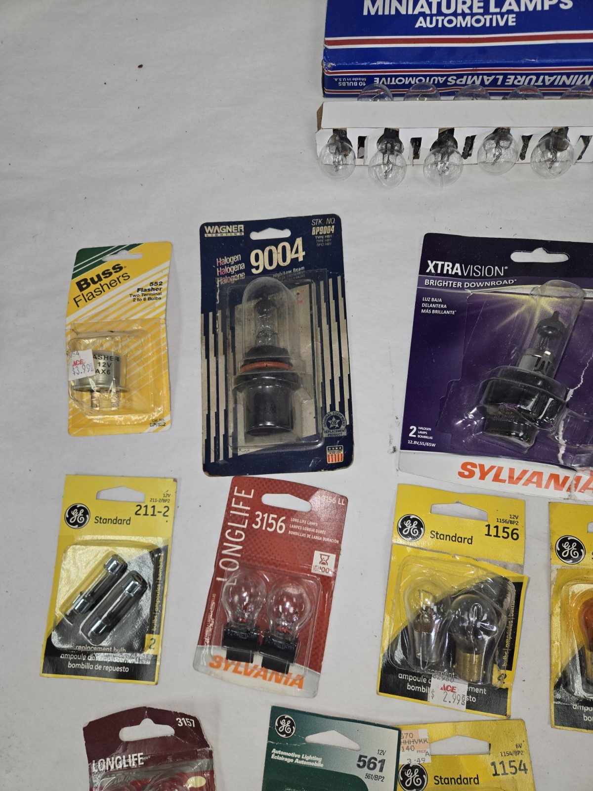 Lot Of Random Automotive Light Bulbs And Flashers