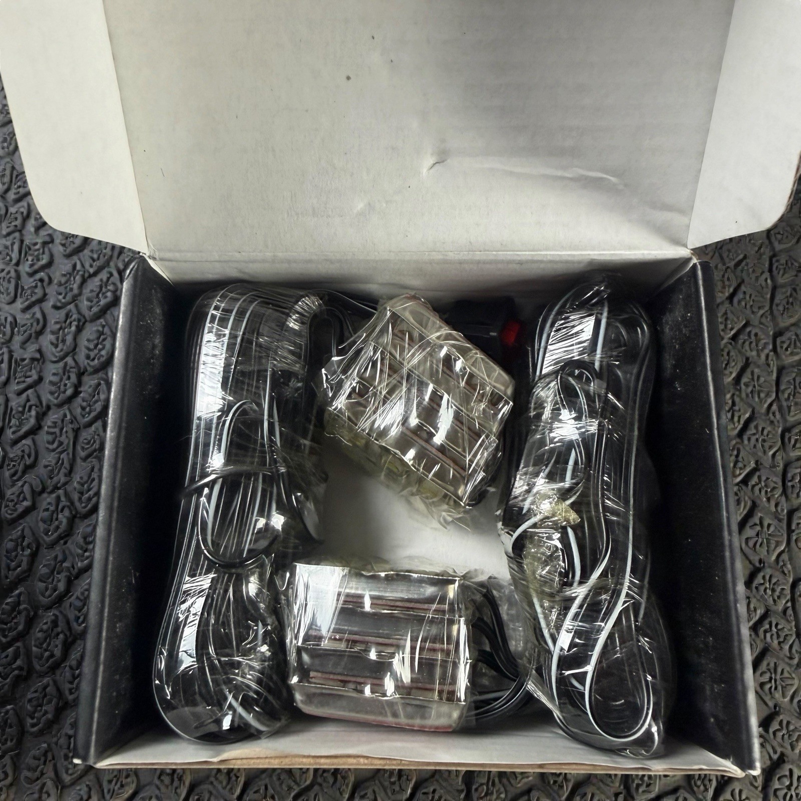 White LED Truck Pickup Bed Light Kit 8pcs 48 LEDs Ip68 Waterproof New In Box