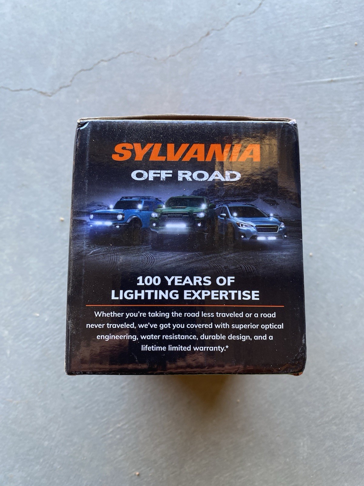SYLVANIA Rugged 6 Inch Flood LED Light Bar – LIFETIME Limited Warranty | LED