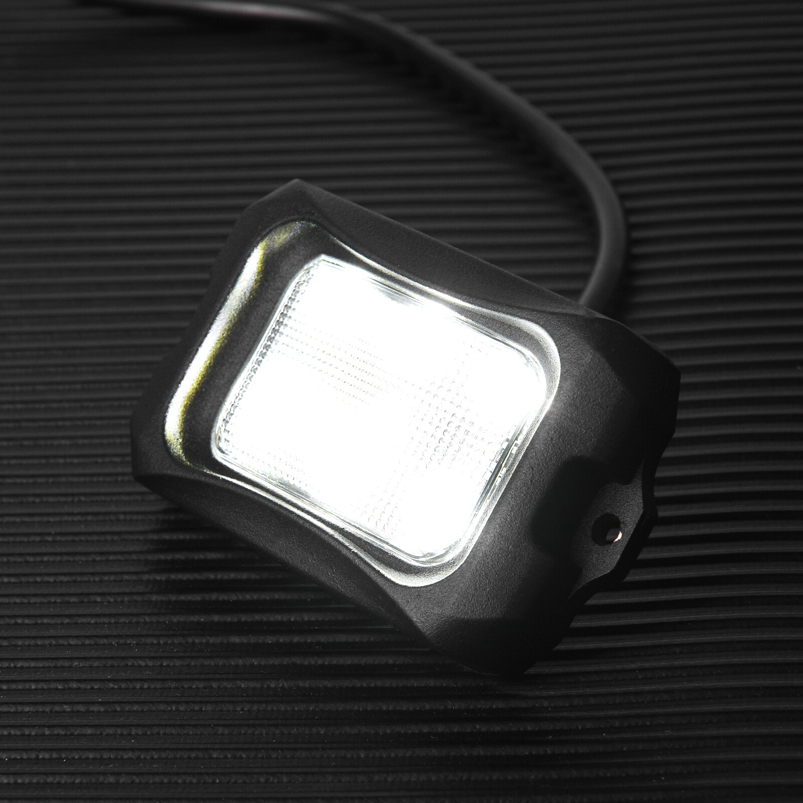 MICTUNING 16 Pods Q1 RGBW LED Rock Lights,Multicolor Underglow Remote Controller