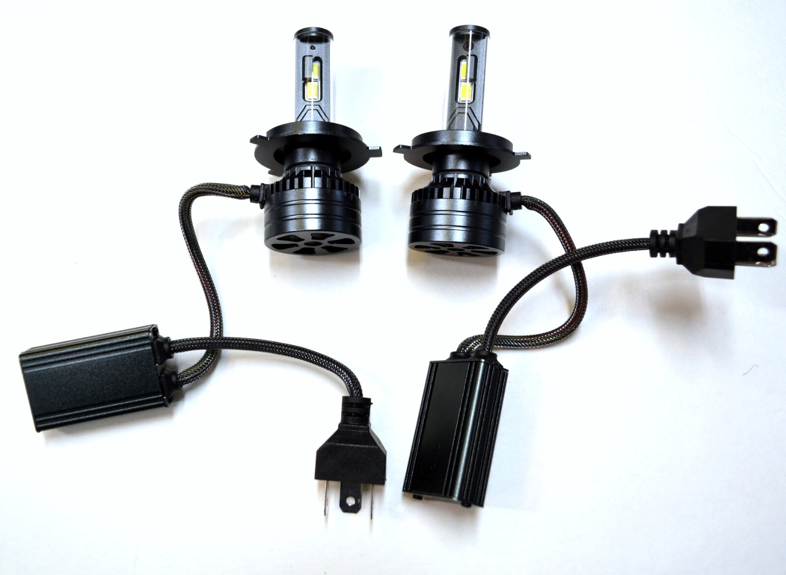 LED Kit F15 140W 9003 HB2 H4 5000K White Two Bulbs Headlight Replacement Lamp OE