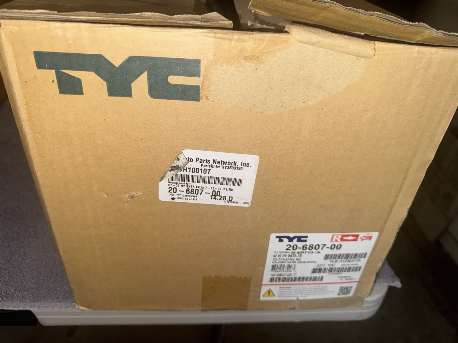 Headlight TYC 20-6808-00 Right Side New!