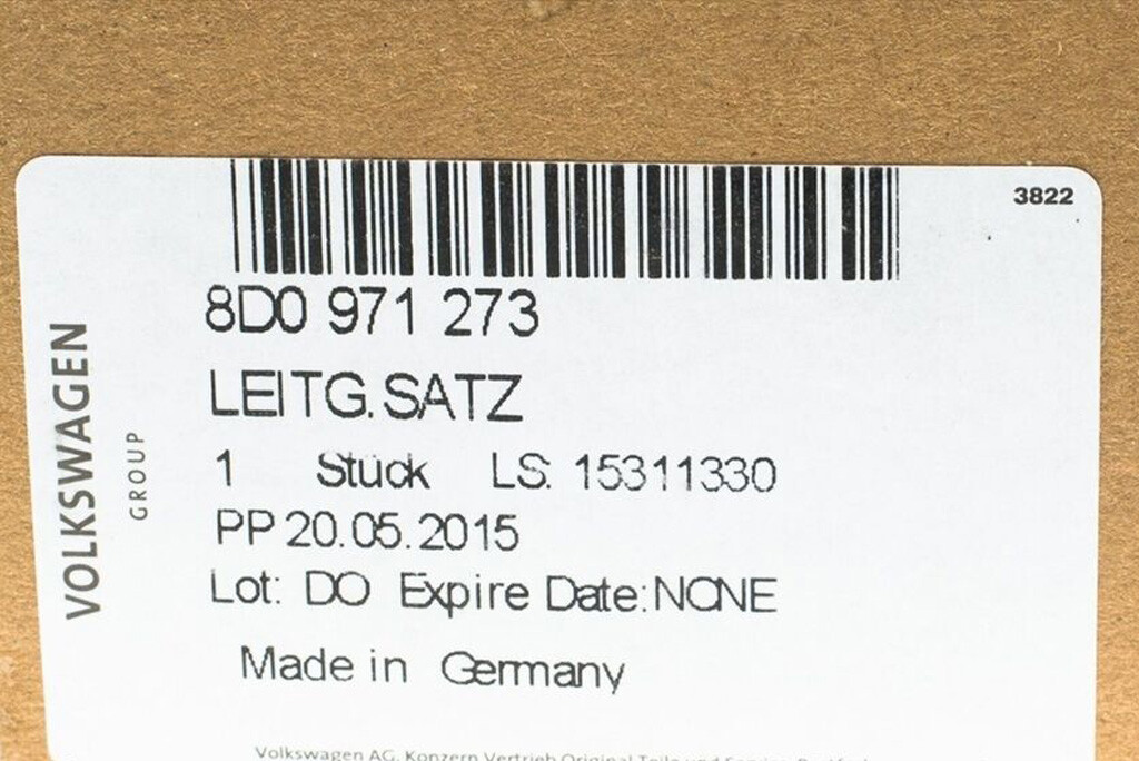 VW Volkswagen Front Side Repeater Marker Bulb Harness 8D0971273 OEM NEW