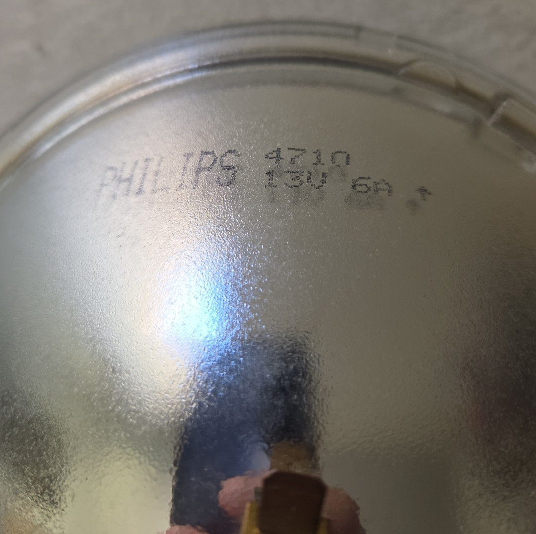 NEW PHILIPS 4710 13V 6A 100W PAR56 7″ Jabsco Spot Flood Searchlight Sealed beam