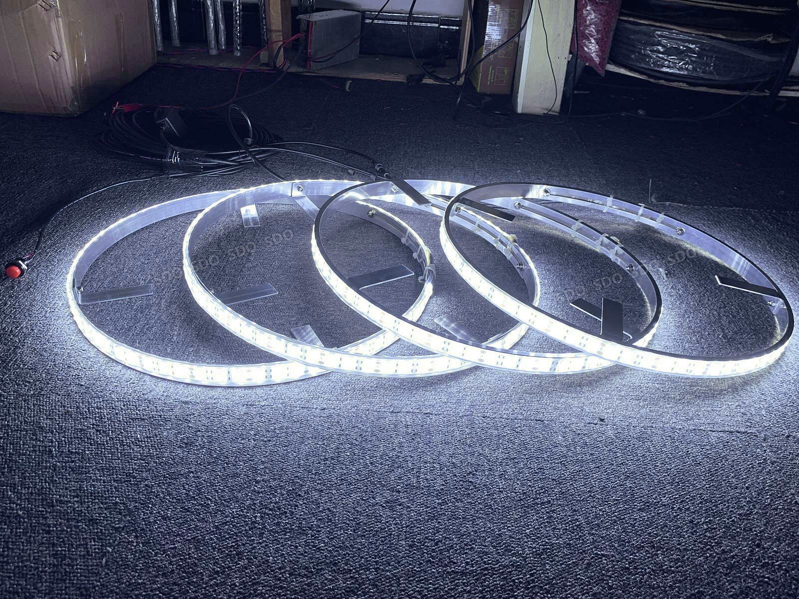 15.5“ ~ 17.5“ White Single/Dual/Triple/Quad Row LED Wheel Rim Lights For Truck