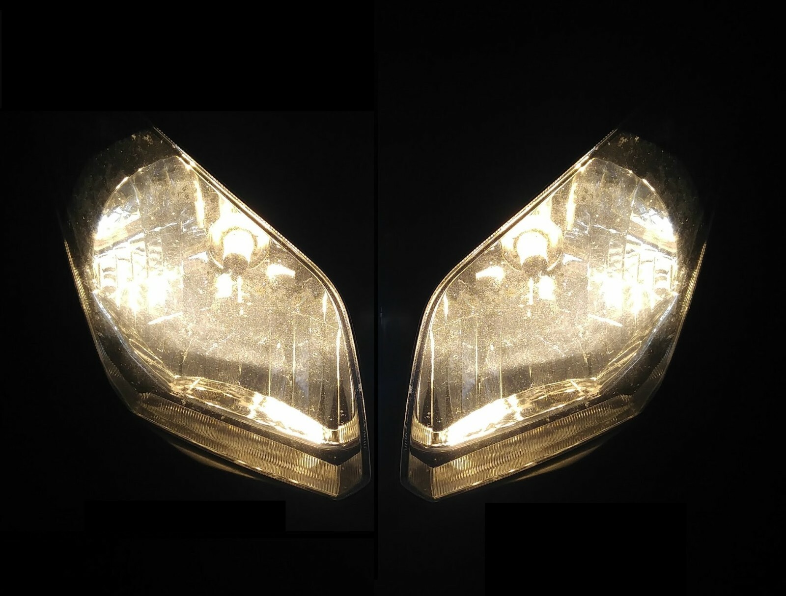 Halogen PS24W FF 5202 H16 24W 3800K Stock Two Bulbs Fog Light Replacement Lamp